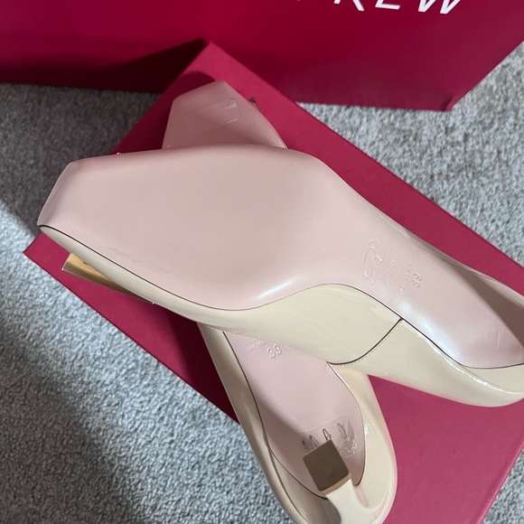 Brand New In Box Roger Vivier Pumps Size 9 - Picture 4 of 5